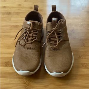 Nike: Faux Leather Tie-Up Sneakers